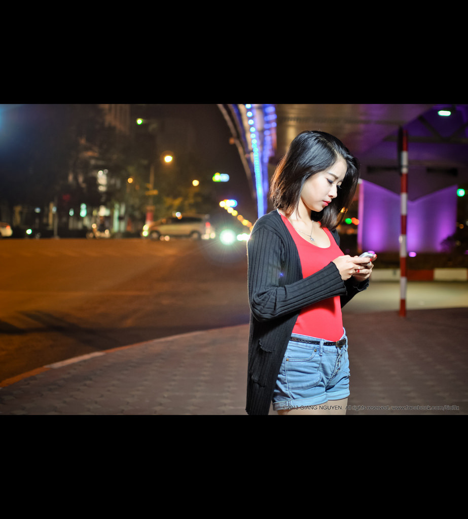 女王踩踏视频vk